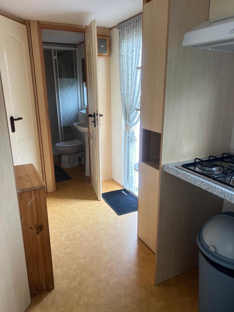 Hotel Net Achter De Dijk 125 à Bruinisse Extérieur photo